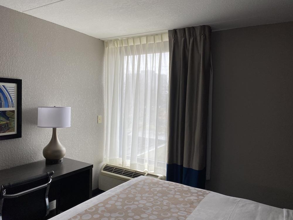 Comfort Inn Chicago Schaumburg - O'Hare Airport Exterior photo